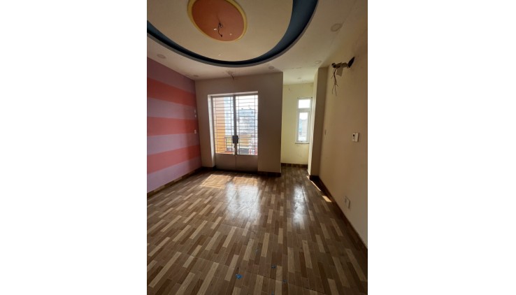 Cho thuê nhà Mặt Tiền Bình Long 120m2, 3Lầu +ST - 21 Triệu - GẦN NGÃ TƯ